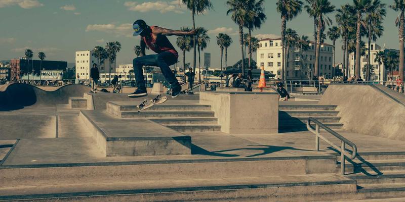 埃里克佐38：当蒸汽波遇见科技音乐，一场数字时代的听觉革命