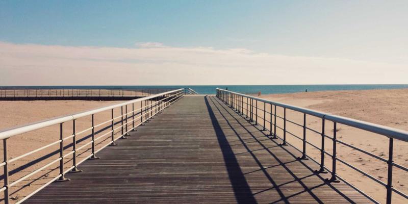 蒸汽波美学与科技融合：埃里克佐的远程团队文化建设心法